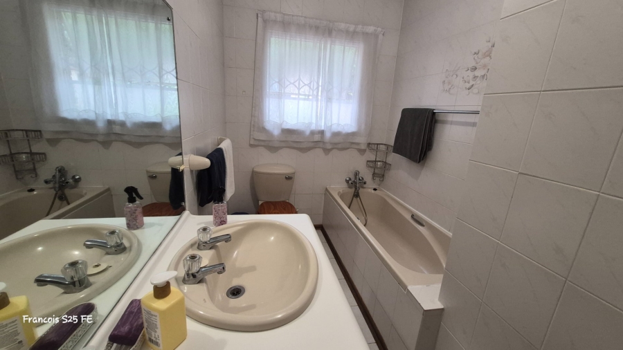 3 Bedroom Property for Sale in Waverley Free State